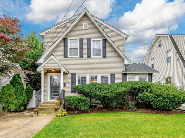254 Oakview Avenue, Oceanside, NY 11572