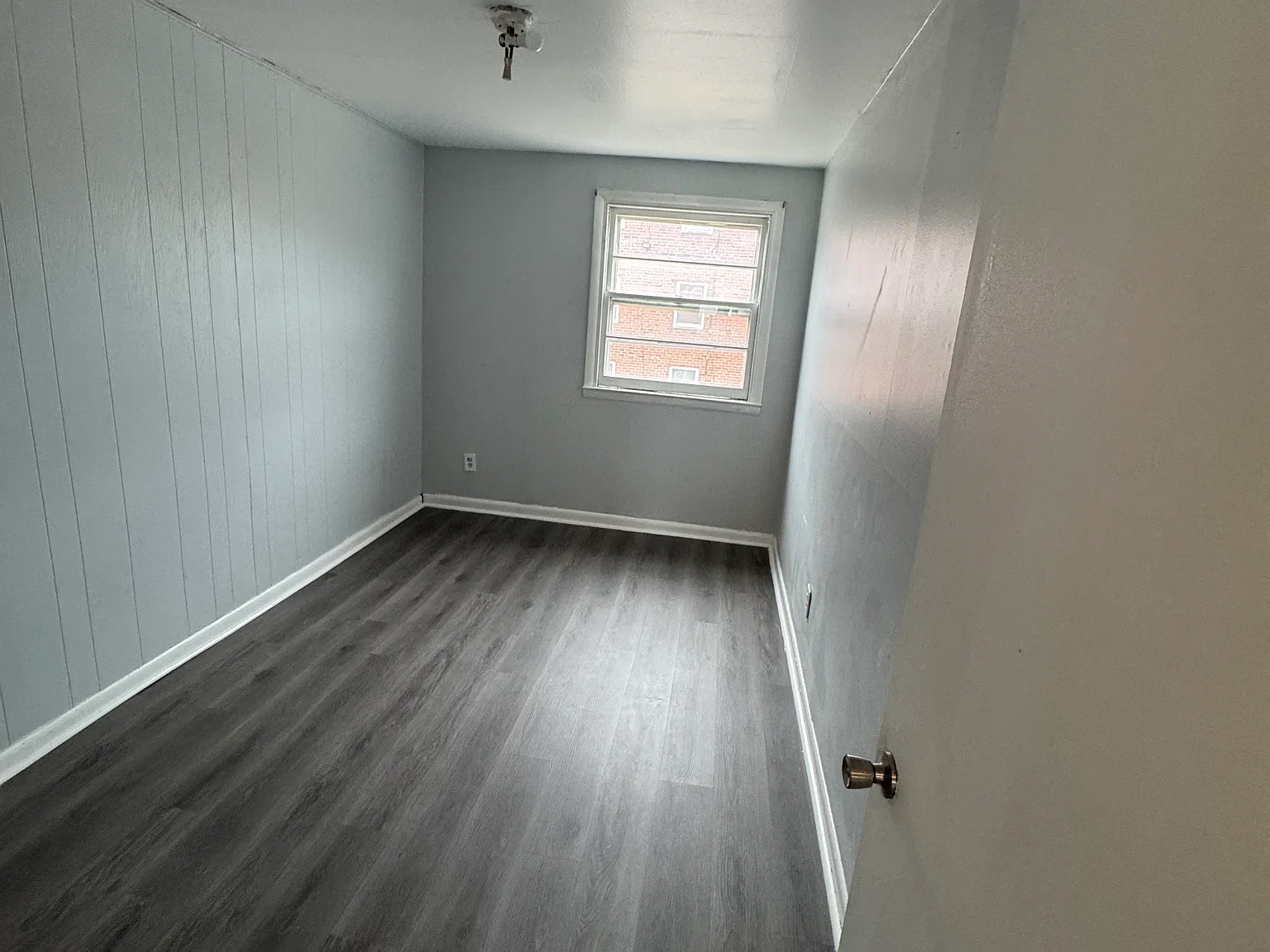 2 bed, 1600 sqft, $1,600 — Photo 2