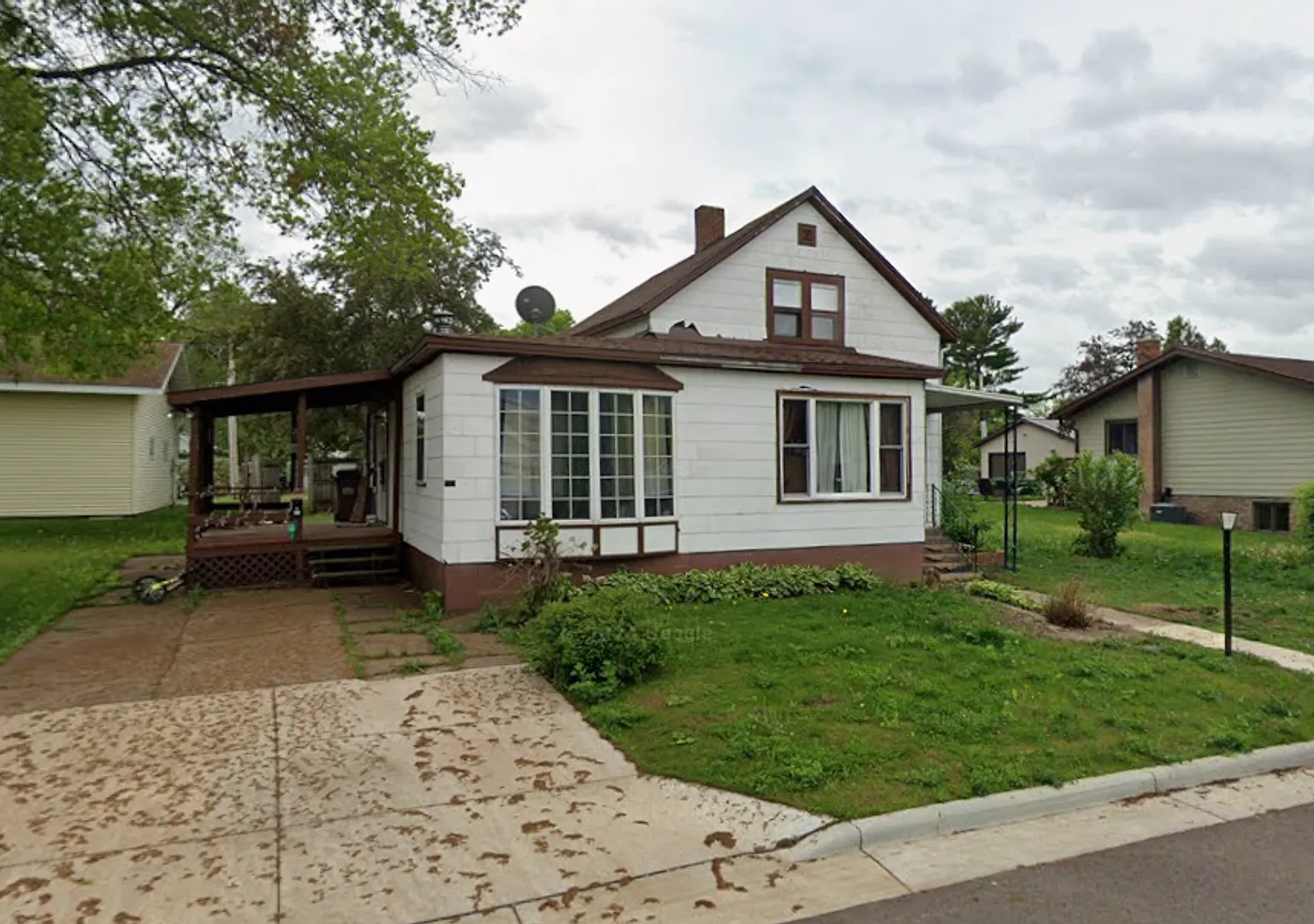 $1,450| 3BD 1BA| 1514 7th Ave| Available 10/01/2026 — Photo 1
