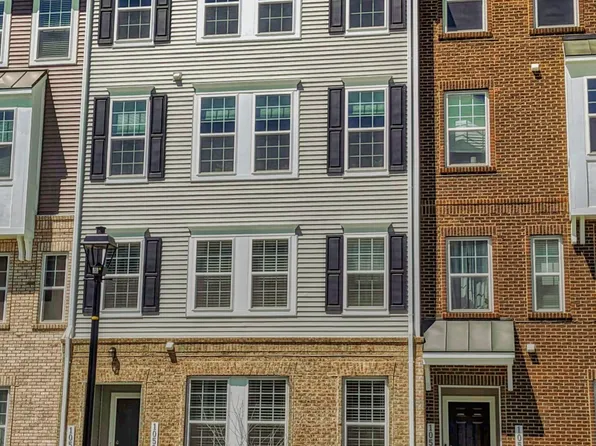 10510 Neil Armstrong Way, Lanham, MD 20706