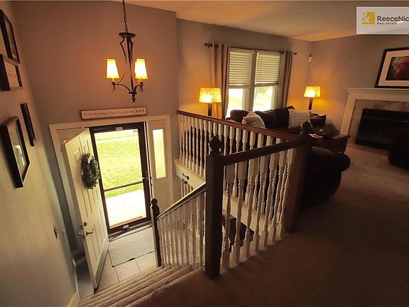Beautiful Split entry with storm door