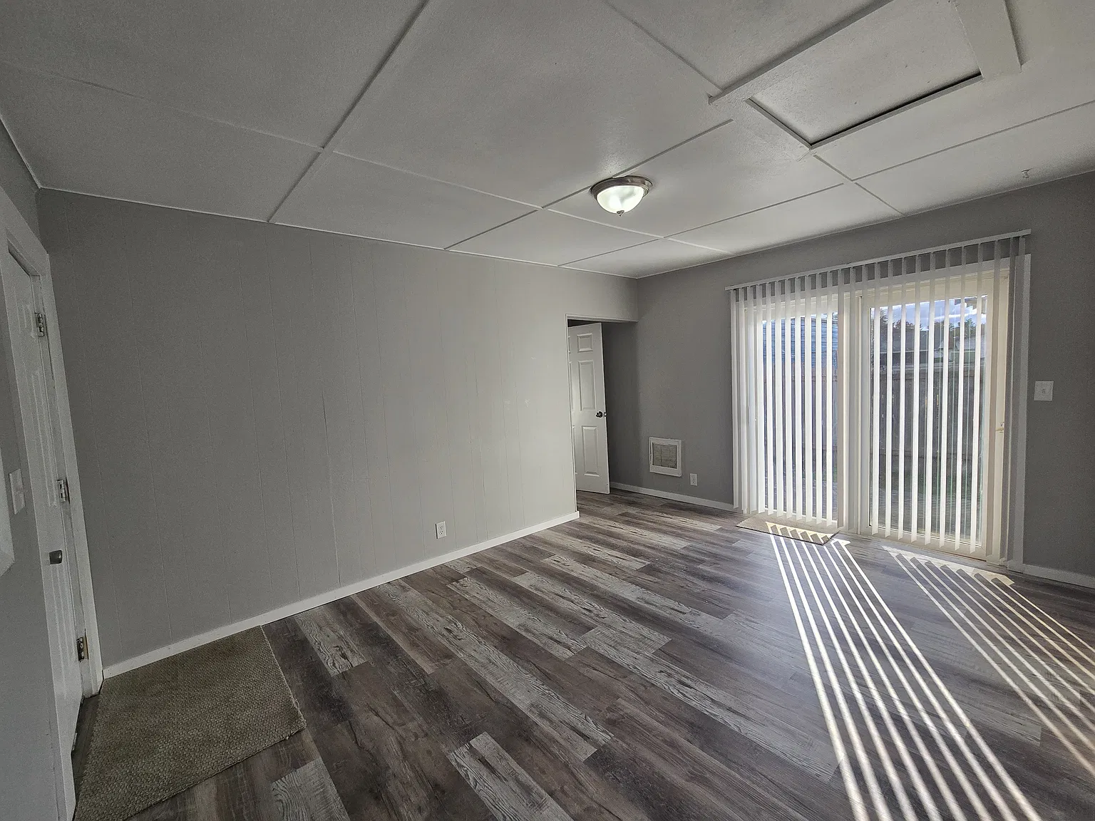 1 bed, 500 sqft, $1,600 — Photo 3