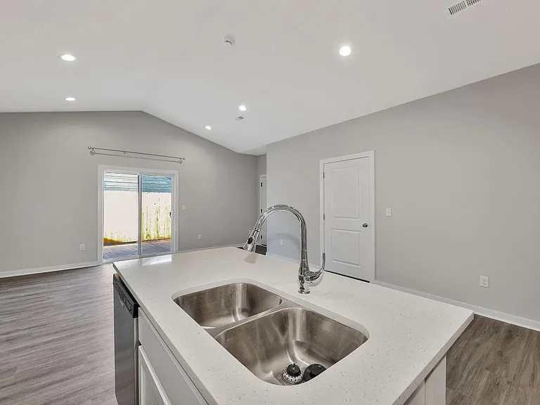13432 W Haskell Ct — Photo 7