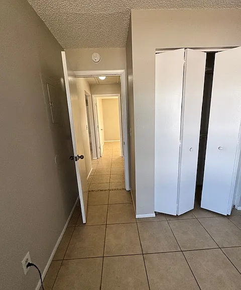 411 Diplomat Pkwy E — Photo 10