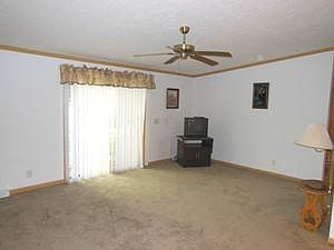 4th image of 1191 Woodvale Ct
