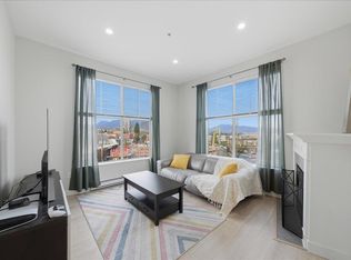 2478 Shaughnessy St #410, Pt Coquitlam, BC