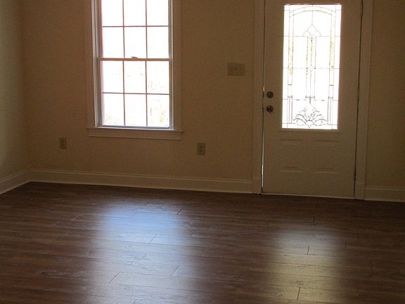 2nd image of 46 Ponderosa Dr