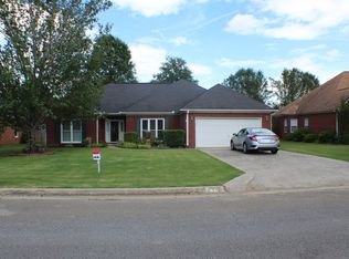 2918 Breckenridge Dr SW, Decatur, AL 35603