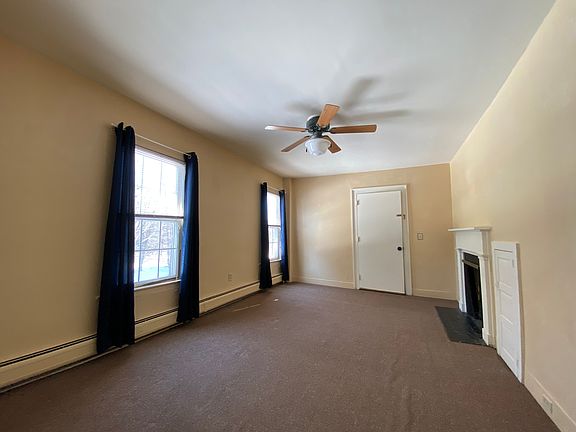 4th image of 34 West Rd APT 3