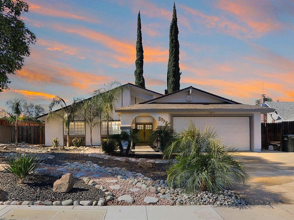 2nd image of 8998 Autumnwood Dr