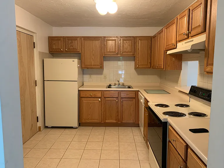 2360 Commonwealth Ave #34A — Photo 2