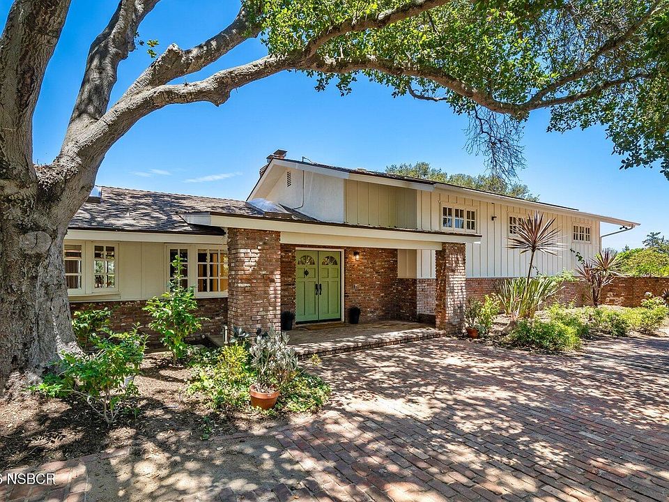 1st image of 2355 Lake Marie Dr