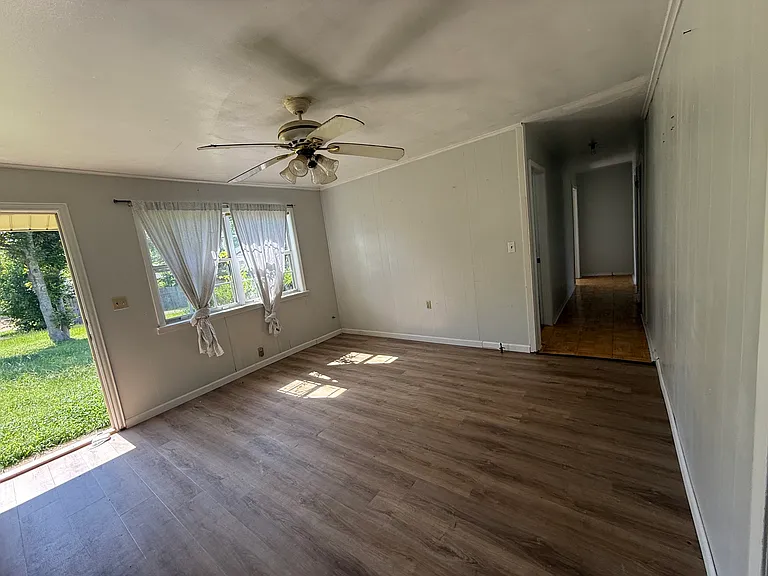 8799 County Road 145D — Photo 3