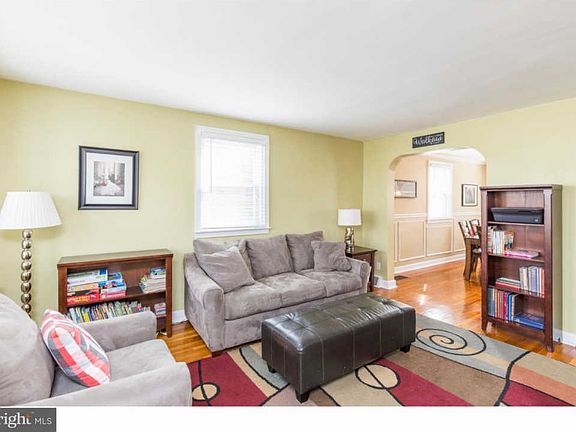 3rd image of 4004 Brunswick Ave