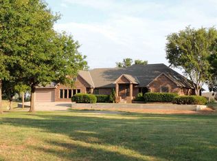 15 NW Winding Creek Rd, Lawton, OK 73505