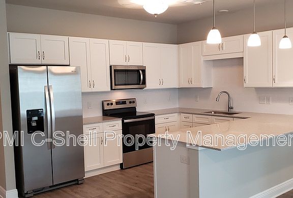 3rd image of 9804 Nature Creek Blvd