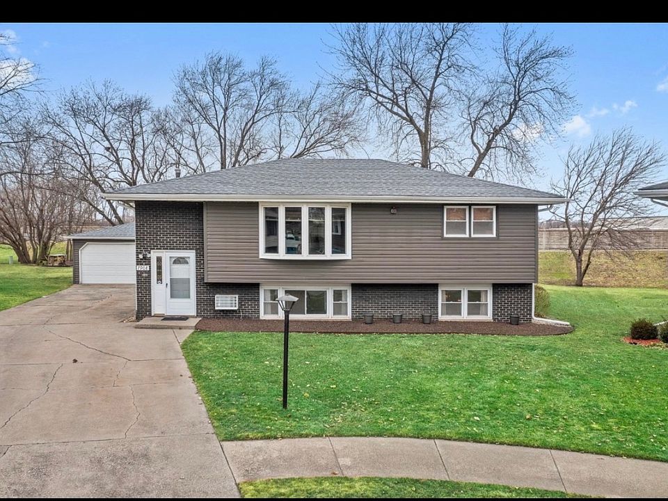 1st image of 7908 Glenwood St