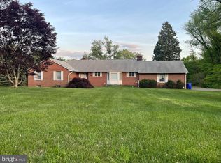 16235 Redland Rd, Rockville, MD 20855