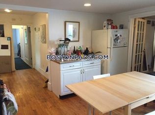 107 Magazine St #2A, Cambridge, MA 02139