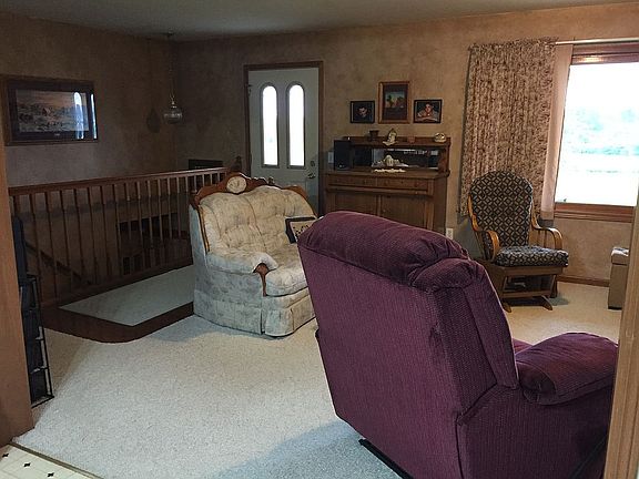 (previous listing photo)