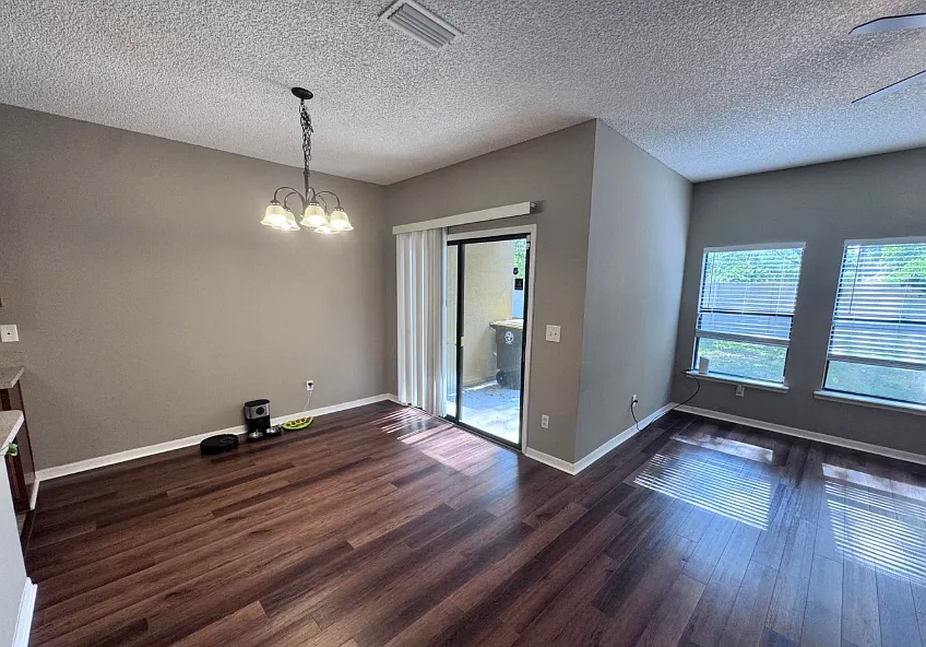 5216 Brighton Park Lane - 1 — Photo 4