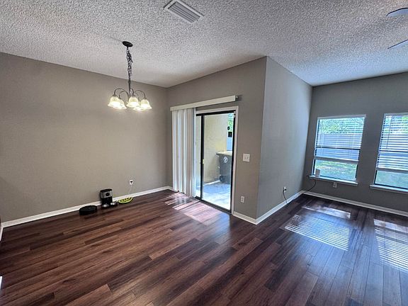 4th image of 5216 Brighton Park Ln