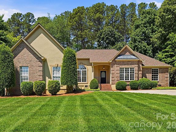 2nd image of 2605 Penngate Dr