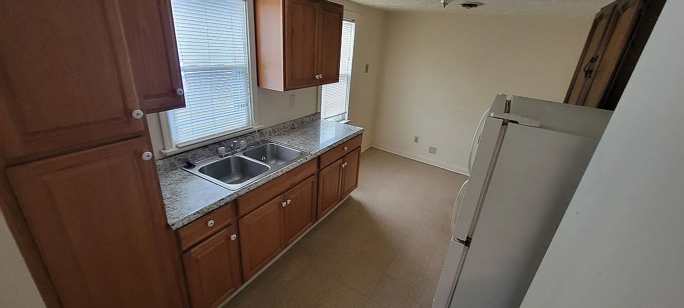 1 bed, 800 sqft, $850 — Photo 2