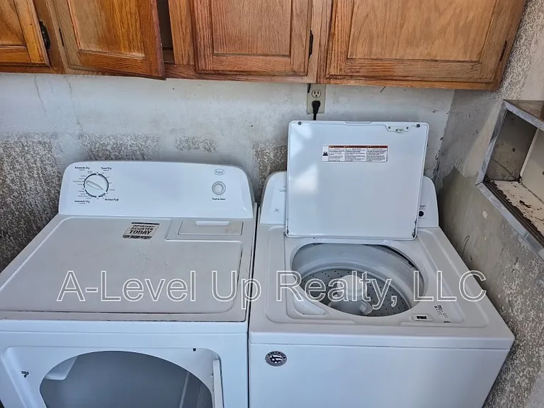 1503 N Riverview Blvd — Photo 16