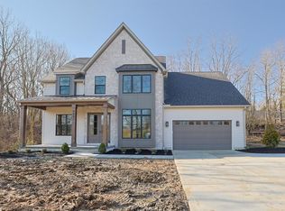 7401 Cornell Rd, Montgomery, OH 45242