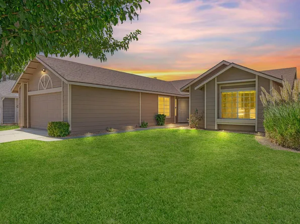 45917 Primrose Dr, Lancaster, CA 93534