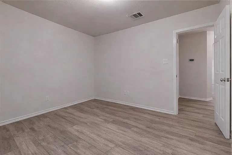 4604 Lookout Mountain Ln — Photo 10
