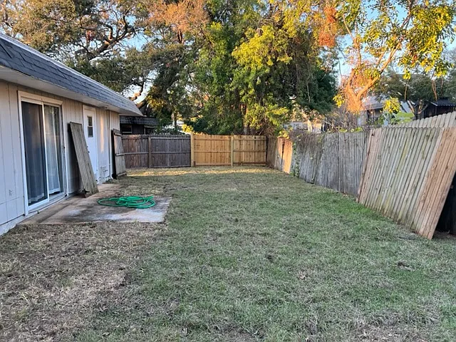 212 Debby Ct #B — Photo 27