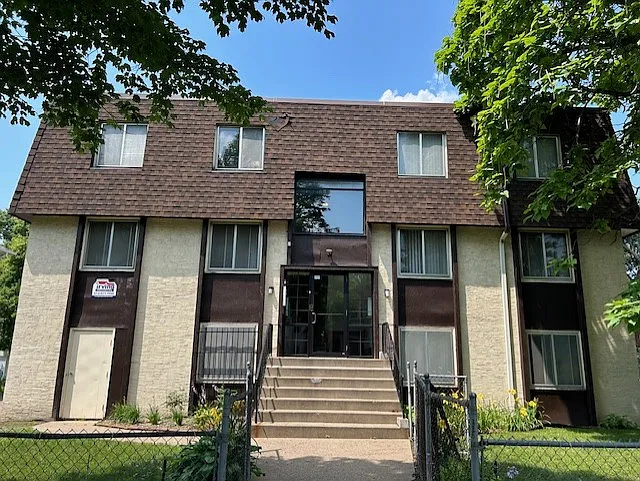 2700 Harriet Ave #203 — Photo 6