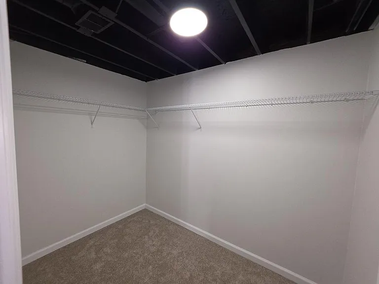 1813 Rambling Rose Ln — Photo 22