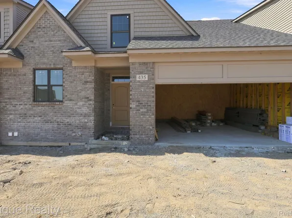 435 Cornerstone Dr Unit 69, Oxford, MI 48371
