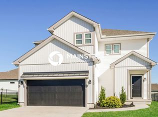 27300 E Sycamore St, Lake Lotawana, MO 64086