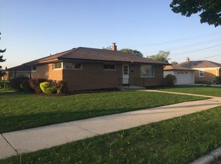 5426 W Norwich St, Milwaukee, WI 53220