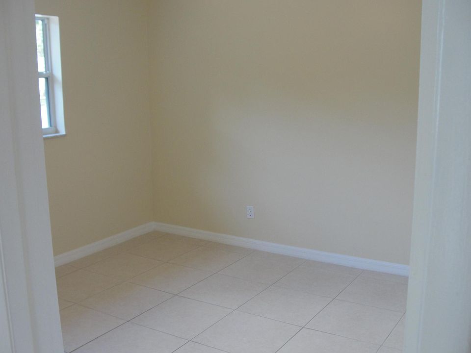Bedroom #1