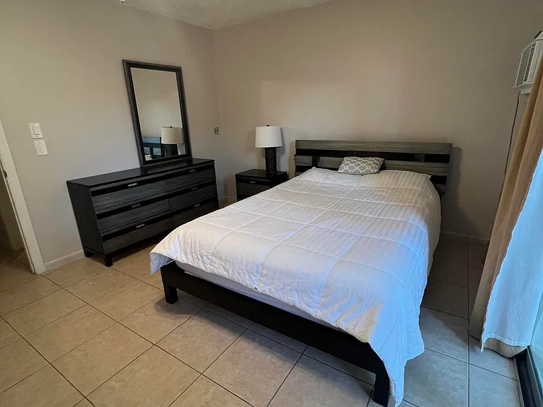 31 Westbury B #31 — Photo 6