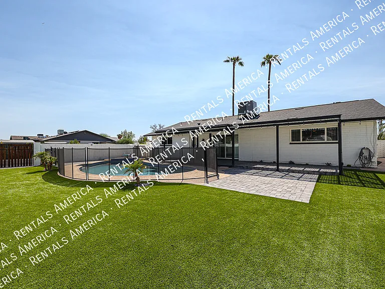 1430 E Bell De Mar Dr — Photo 37