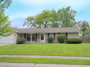 2427 Forest Valley Dr, Fort Wayne, IN 46815