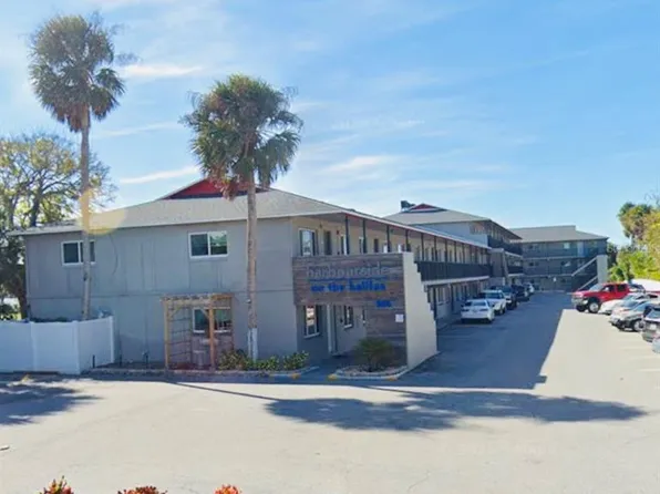 900 S Peninsula Dr APT 111, Daytona Beach, FL 32118