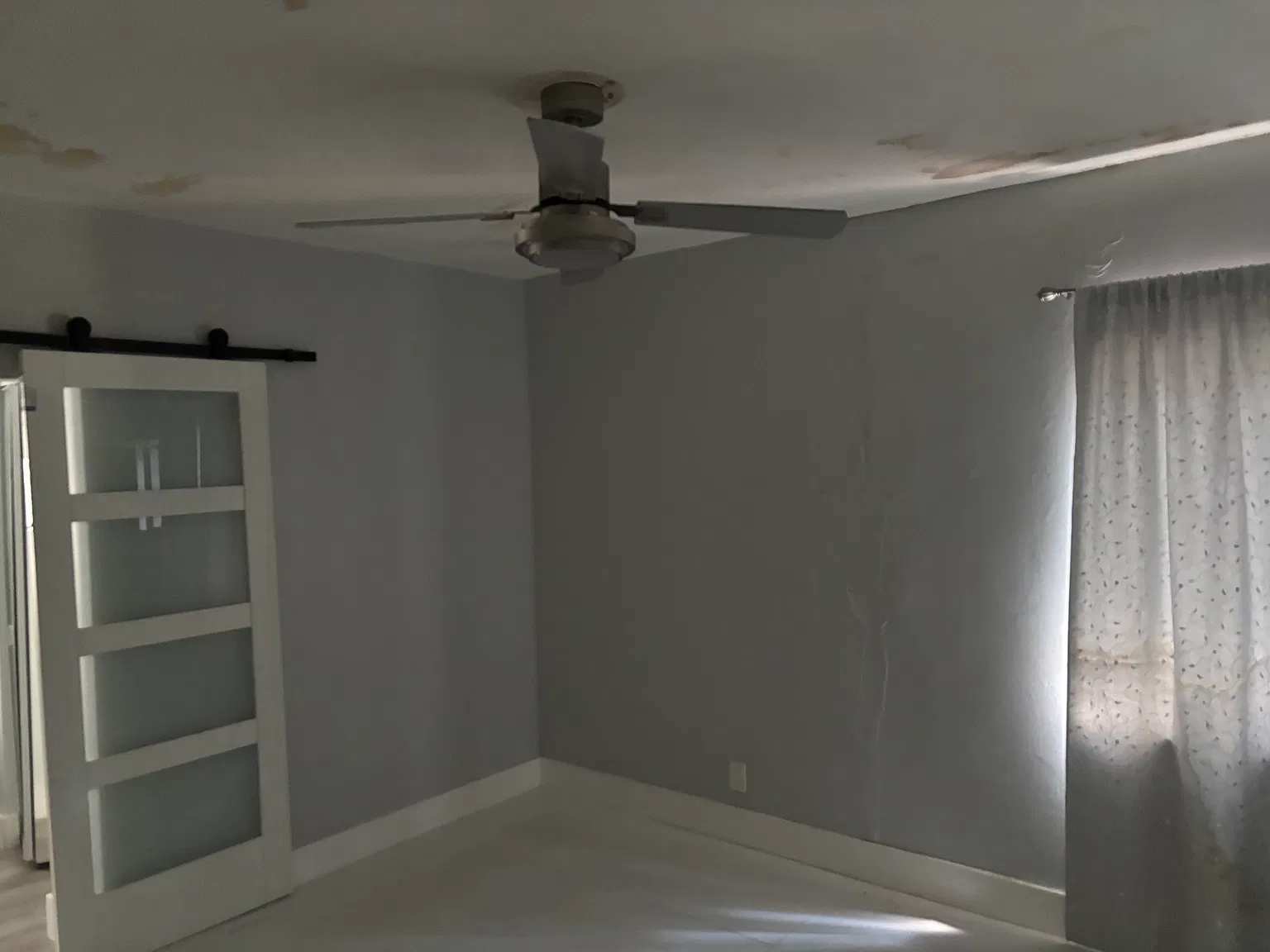 3 bed, 1907 sqft, $2,800 — Photo 1