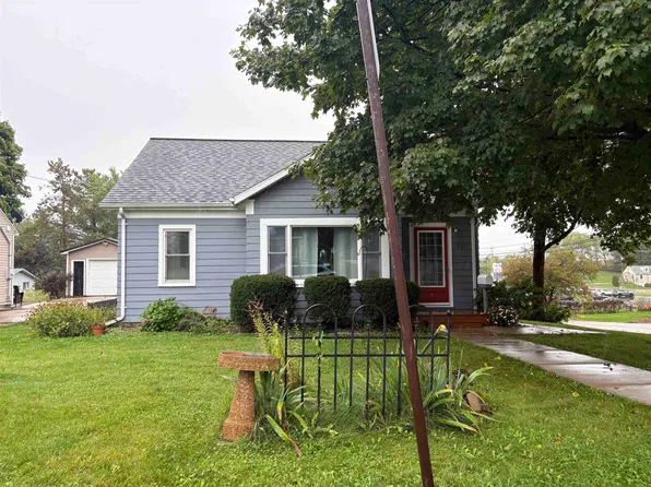 201 E Polk St, Dodgeville, WI 53533
