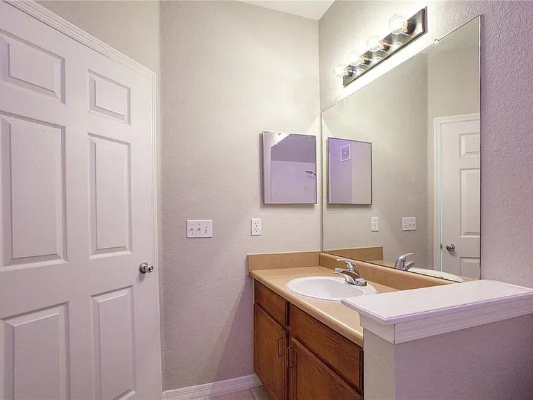 8225 Claire Ann Dr #203 — Photo 19