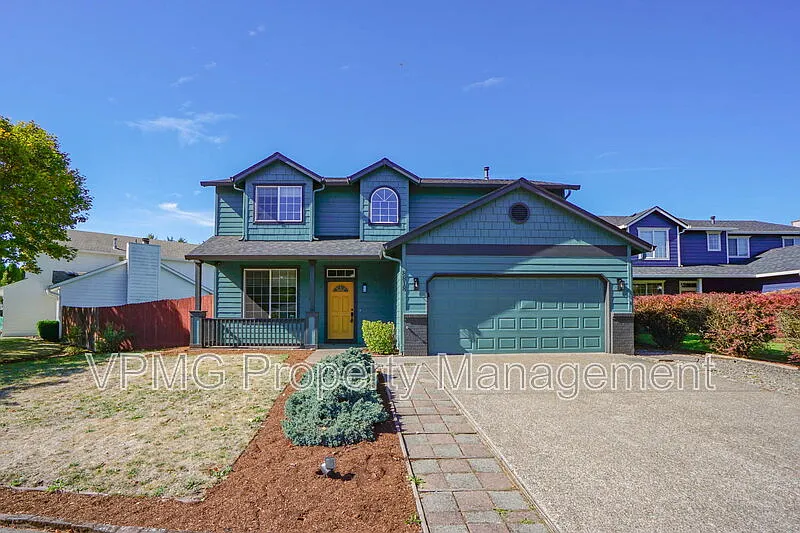 8818 NE 164th Ave
