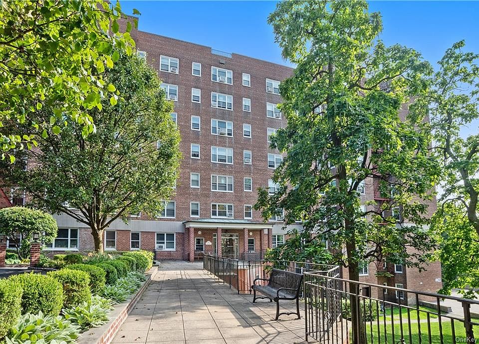 1st image of 280 Collins Ave APT 5D