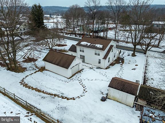 5th image of 215 Hopewell Rd