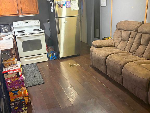 5th image of 150 Harts Ferry Rd